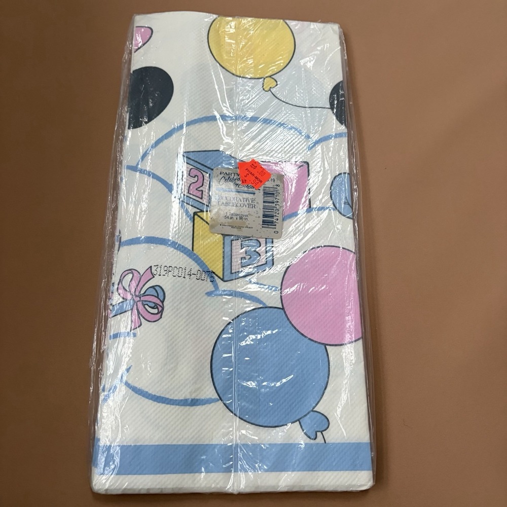 Minnie Mouse VTG 1990's Baby Shower Party Gibson Decorative‎ Table Cover Mickey